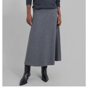 Brand new Frankie Shop skirt. It didn't fit me.